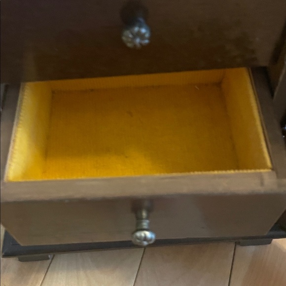 v i n t a g e :: Ornate antique Wooden Cabinet jewelry box - Picture 5 of 11